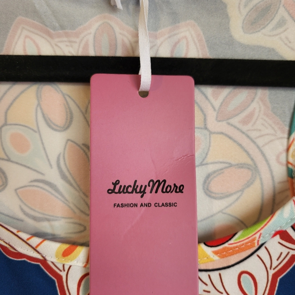 Lucky More Floral Racerback Tunic Dress With Pockets. Medium - Picture 10 of 11